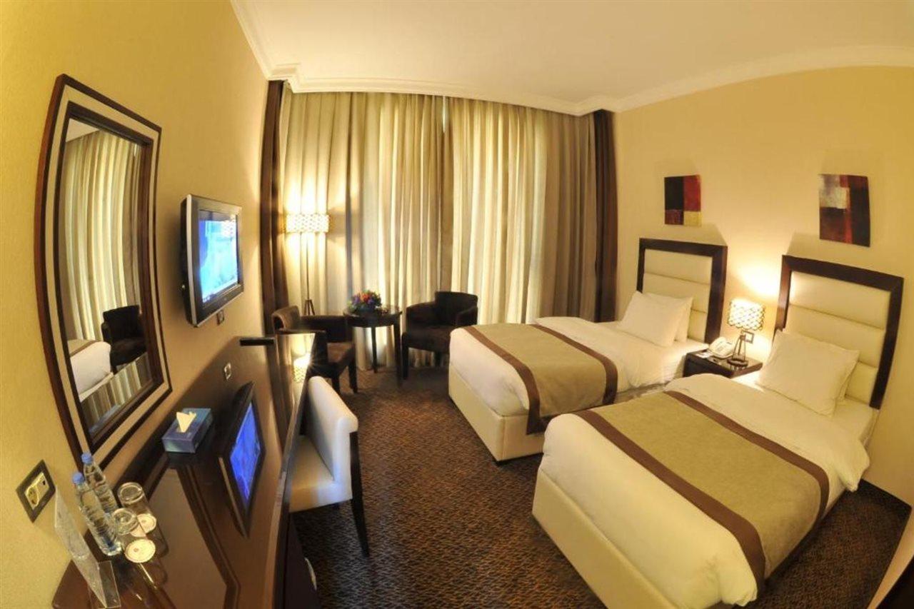 Lancaster Suites Raouche 베이루트 외부 사진